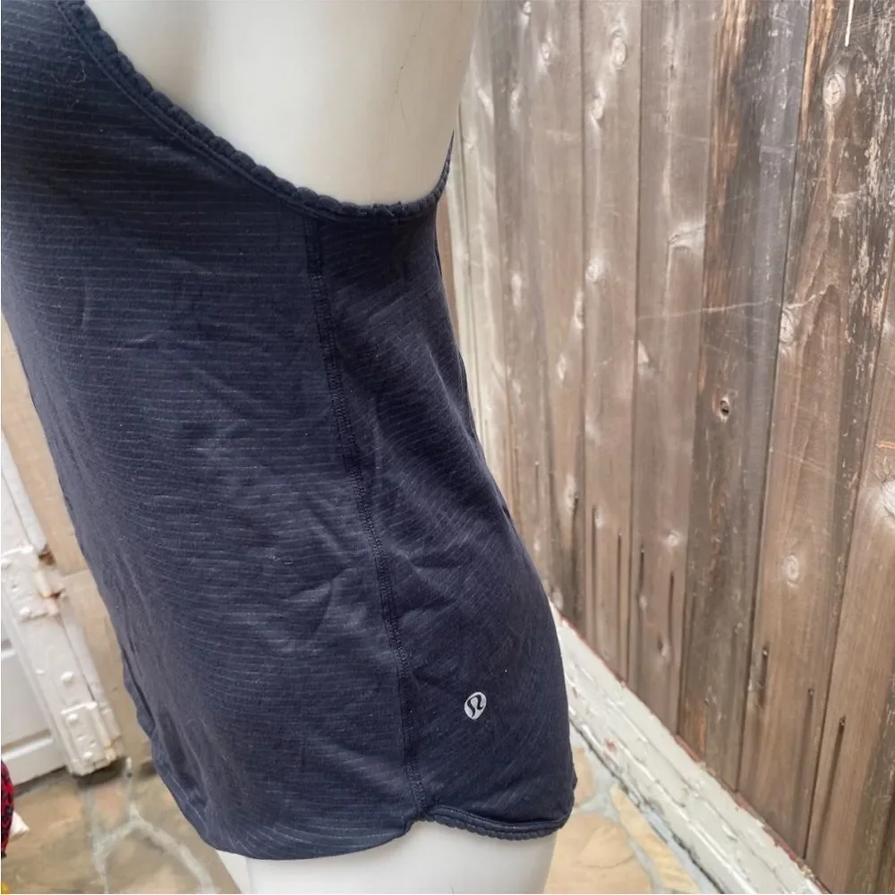 Lululemon 105 F Singlet top